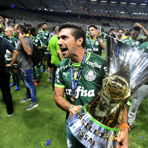 Palmeiras acelera fora de campo e mira novo recorde de faturamento em meio a temporada decisiva