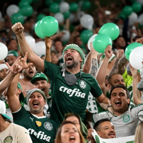 Uniformes do Palmeiras dividem opiniões e expõem dilema entre tradição e mercado